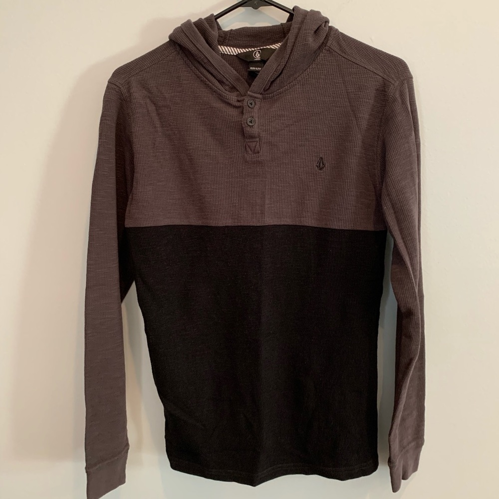 volcom hooded long sleeve